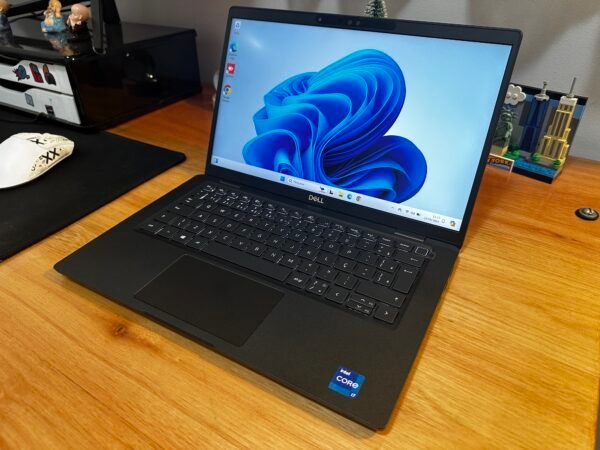 Dell Latitude 7330 Core i7 1255U vPro 16GB Ram 512GB Ssd 13,3pol FHD