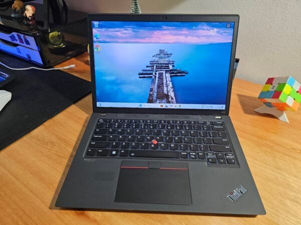 Thinkpad X13 Core i5 1245U vPro 16GB Ram 512GB Ssd 13,3 pol FHD+ Touchscreen