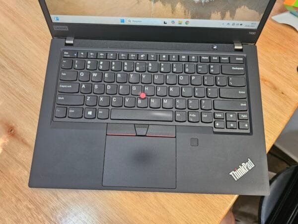 Thinkpad T490 Core i5 8365U vPro 16GB Ram 256GB Ssd 14 pol FHD - Image 3