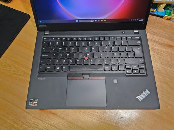 Lenovo Thinkpad T14 AMD Ryzen 5 Pro 5650U 16GB Ram 256GB Ssd 14 pol FHD - Imagem 3