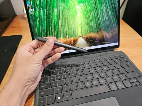 Dell Latitude 7320 2 em 1 Core i5 1140G7 16GB Ram 512GB Ssd 13,3 pol FHD Touch - Image 5