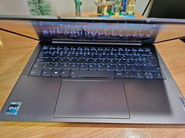 Lenovo Yoga Slim 6 Core i5 1240P 16GB Ram 512GB Ssd 14 pol FHD++ - Image 6