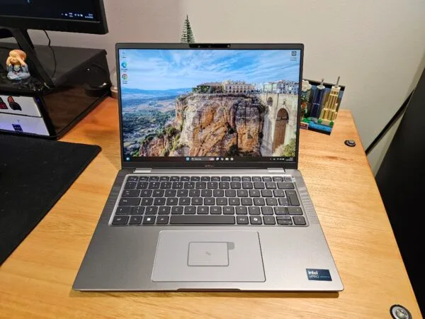 Dell Latitude 7450 Core Ultra 7 165U 32GB Ram 512GB Ssd 14 pol FHD