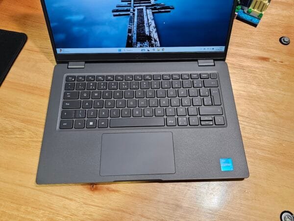 Dell Latitude 3440 Core i5 1235U 16GB Ram 256GB Ssd 14 pol HD - Image 3