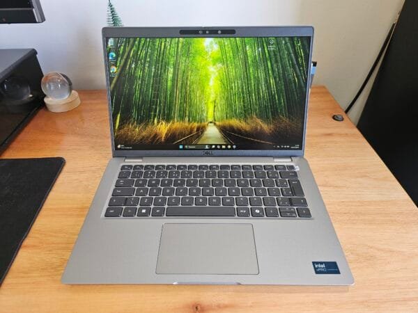 Dell Latitude 5450 Core Ultra 5 135U vPro 16GB Ram 256GB Ssd 14 pol FHD