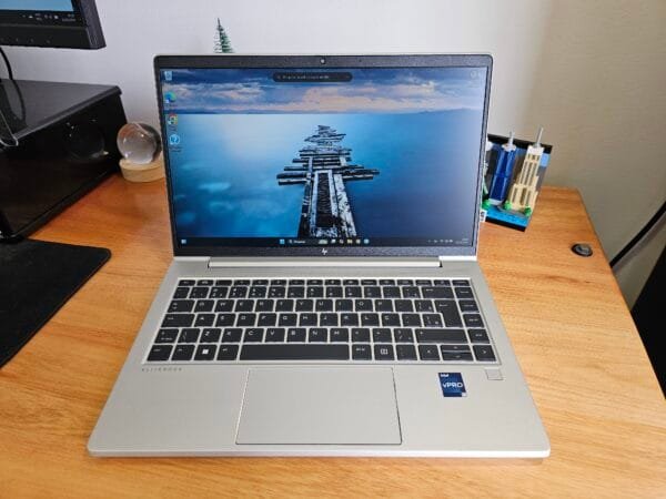 HP Elitebook 640 Core i5 1345U vPro 16GB Ram 256GB Ssd 14 pol FHD - Imagem 2