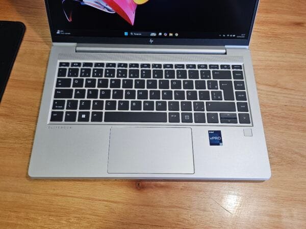 HP Elitebook 640 Core i5 1245U vPro 16GB Ram 256GB Ssd 14 pol FHD - Imagem 3