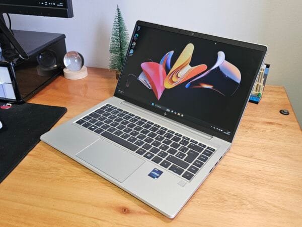 HP Elitebook 640 Core i5 1245U vPro 16GB Ram 256GB Ssd 14 pol FHD