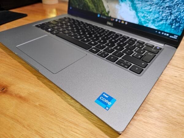 Dell Latitude 5420 Core i5 1145G7 16GB Ram 256GB Ssd 14 pol FHD - Imagem 5