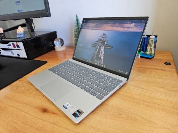 Dell Inspiron 13 5330 Core i5 1340P Evo 16GB Ram 512Gb Ssd 13,3 pol WQXGA - Imagem 3