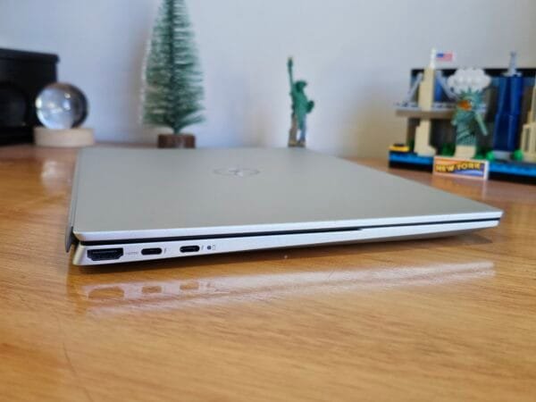 Dell Inspiron 13 5330 Core i5 1340P Evo 16GB Ram 512Gb Ssd 13,3 pol WQXGA - Imagem 8