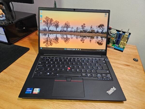 Thinkpad E14 Gen 4 Core i7 1255U 16GB Ram 512GB Ssd 14 pol FHD