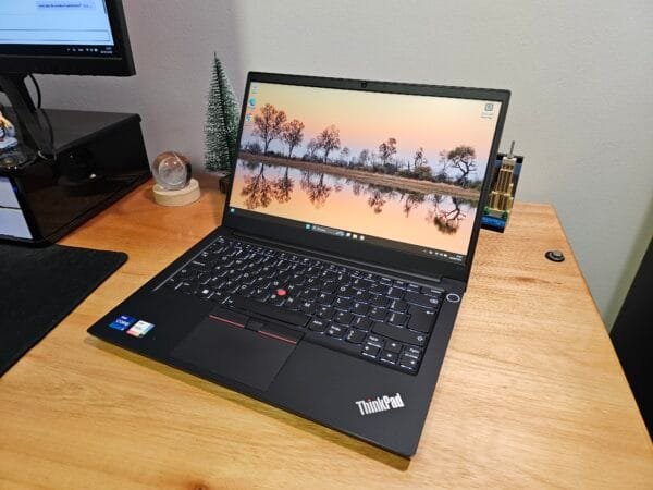 Thinkpad E14 Gen 4 Core i7 1255U 16GB Ram 512GB Ssd 14 pol FHD - Imagem 4