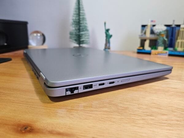Dell Latitude 5450 Core Ultra 5 135U vPro 32GB Ram 512GB Ssd 14 pol FHD - Imagem 8