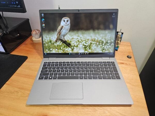 Workstation Dell Precision 3560 Core i7 1165G7 Nvidia Quadro T500 2GB 32GB Ram 1TB Ssd 15,6 pol FHD