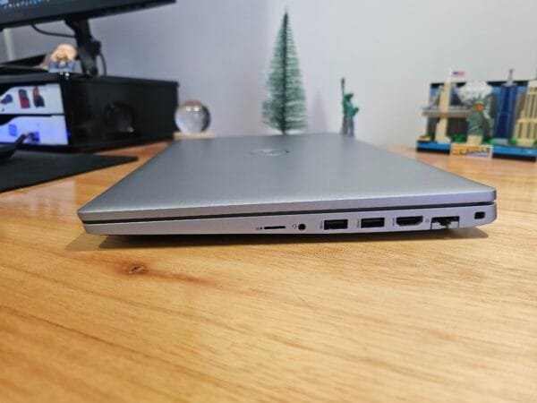 Workstation Dell Precision 3560 Core i7 1165G7 Nvidia Quadro T500 2GB 32GB Ram 1TB Ssd 15,6 pol FHD - Imagem 8