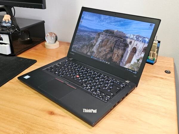 Thinkpad T470 Core i5 7300U 8GB Ram 512GB Ssd 14 pol FHD