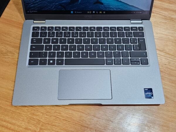 Dell Latitude 5430 Core i7 1265U vPro 32GB Ram 512GB Ssd 14 pol FHD Touchscreen - Imagem 4