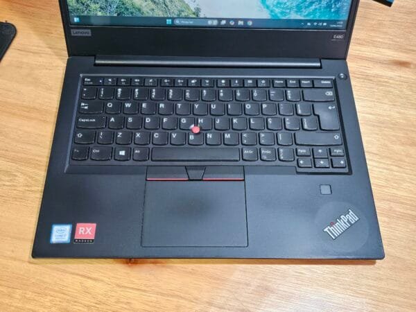 Thinkpad E480 Core i7 8550U Radeon RX 550 2GB 16GB Ram 240GB Ssd 14 pol HD - Imagem 3