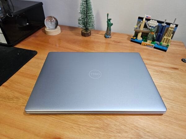 Dell Inspiron 5440 Core 7 150U 16GB Ram 512GB Ssd 14 pol WUXGA - Imagem 6