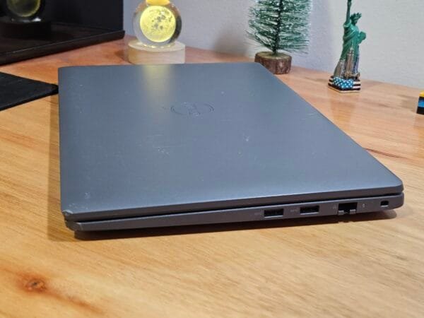 Dell Latitude 3440 Core i7 1355U 16GB Ram 512Gb Ssd 14 pol Full HD - Imagem 9