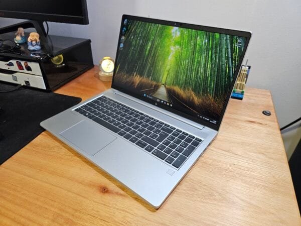 HP Elitebook AMD Ryzen 5 7530U 16GB Ram 256GB Ssd 15,6 pol FHD - Imagem 4