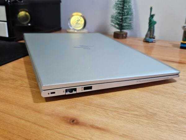 HP Elitebook AMD Ryzen 5 7530U 16GB Ram 256GB Ssd 15,6 pol FHD - Imagem 7