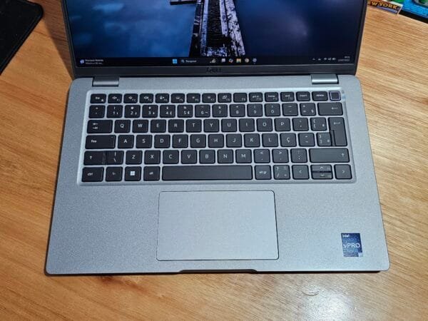 Dell Latitude 5440 Core i7 1365U vPro 16GB Ram 512GB Ssd 14 pol FHD - Imagem 5