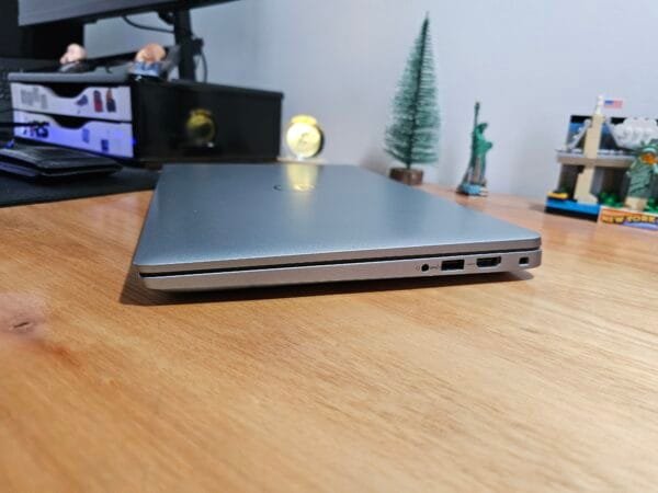 Dell Latitude 5440 Core i7 1365U vPro 16GB Ram 512GB Ssd 14 pol FHD - Imagem 8