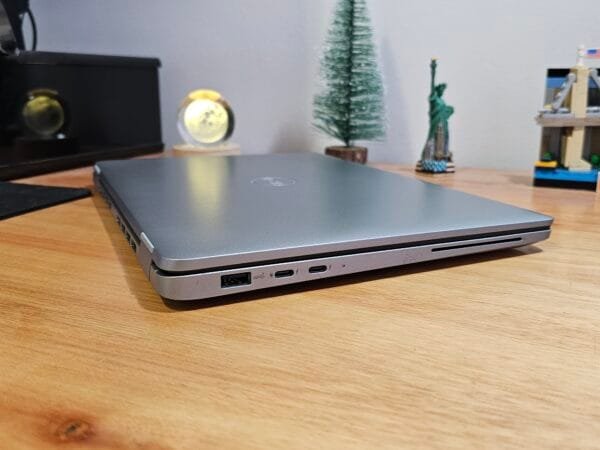 Dell Latitude 5340 Core i7 1365U vPro 16GB Ram 512GB Ssd 14 pol FHD - Imagem 8