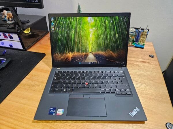 Thinkpad T14 Gen 3 Core i5 1245U 16GB Ram 256Gb Ssd 14 pol WUXGA