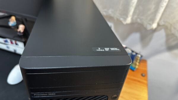 Workstation Dell Precision 3680 Core i7 14700 Nvidia RTX A2000 16GB 16GB Ram 2TB SSD Wi-fi - Imagem 3