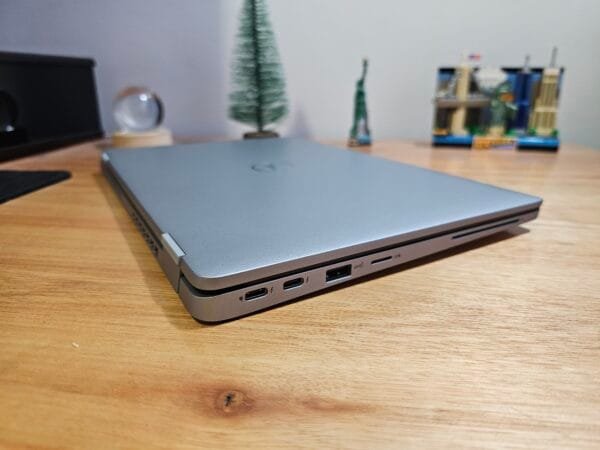Dell Latitude 5330 Core i7 1265U vPro 16GB Ram 256GB Ssd 13,3 pol FHD - Imagem 8