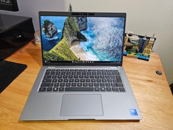Dell Latitude 5450 Core Ultra 5 135U vPro 32GB Ram 512GB Ssd 14 pol FHD