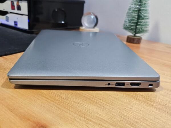 Dell Latitude 5450 Core Ultra 5 135U vPro 32GB Ram 512GB Ssd 14 pol FHD - Imagem 9