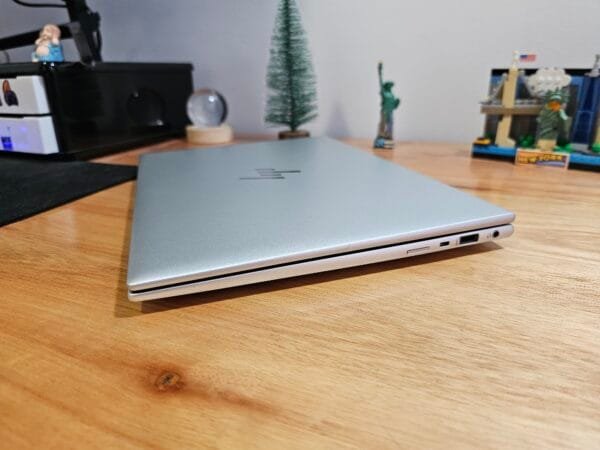 HP Elitebook 830 Core i5 1345U 16GB Ram 512GB Ssd 13,3 pol WUXGA - Imagem 9