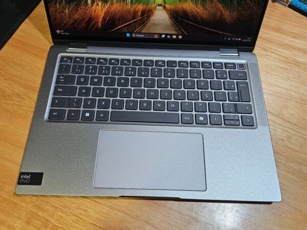 Dell 2 em 1 Latitude 7450 Core Ultra 7 165U 32GB Ram 512GB Ssd 14 pol WUXGA - Imagem 5