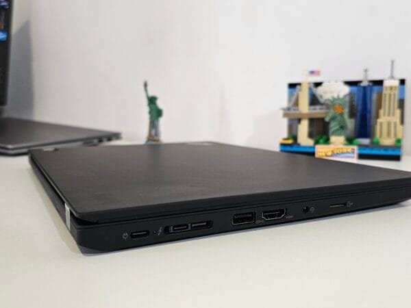 Lenovo Thinkpad T14 Core i5 1145G7 16gb Ram 256gb Ssd 14 pol Fhd - Imagem 8