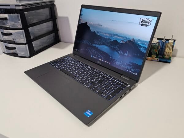Dell Latitude 3550 Core i5 1345U 16GB Ram 512GB Ssd 15,6 pol FHD