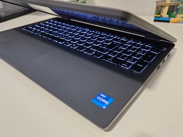 Dell Latitude 3550 Core i5 1345U 16GB Ram 512GB Ssd 15,6 pol FHD - Imagem 4