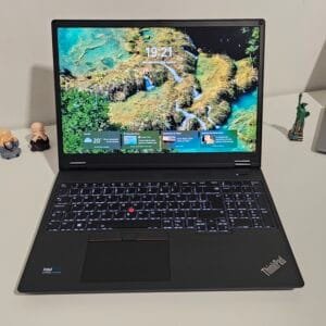 Workstation Lenovo Thinkpad P16v Core Ultra 7 165H Nvidia RTX Quadro A2000 8GB 32GB Ram 512GB Ssd 16 pol