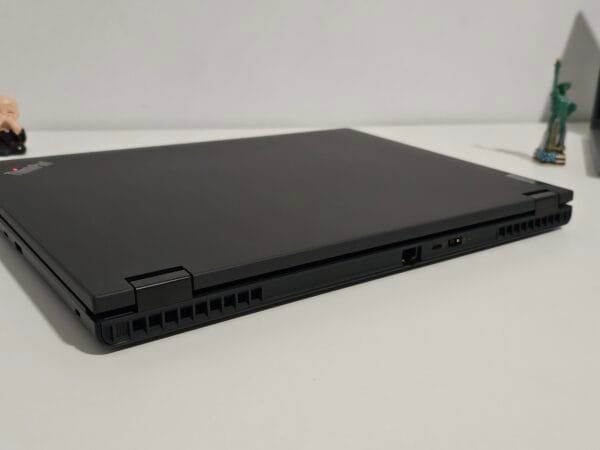Workstation Lenovo Thinkpad P16v Core Ultra 7 165H Nvidia RTX Quadro A2000 8GB 32GB Ram 512GB Ssd 16 pol - Imagem 9