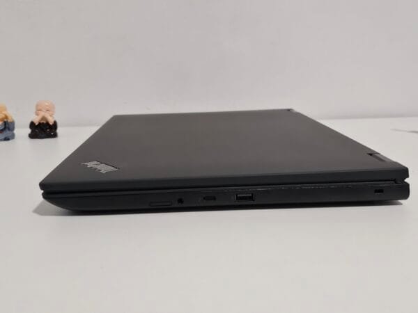 Workstation Lenovo Thinkpad P16v Core Ultra 7 165H Nvidia RTX Quadro A2000 8GB 32GB Ram 512GB Ssd 16 pol - Imagem 10