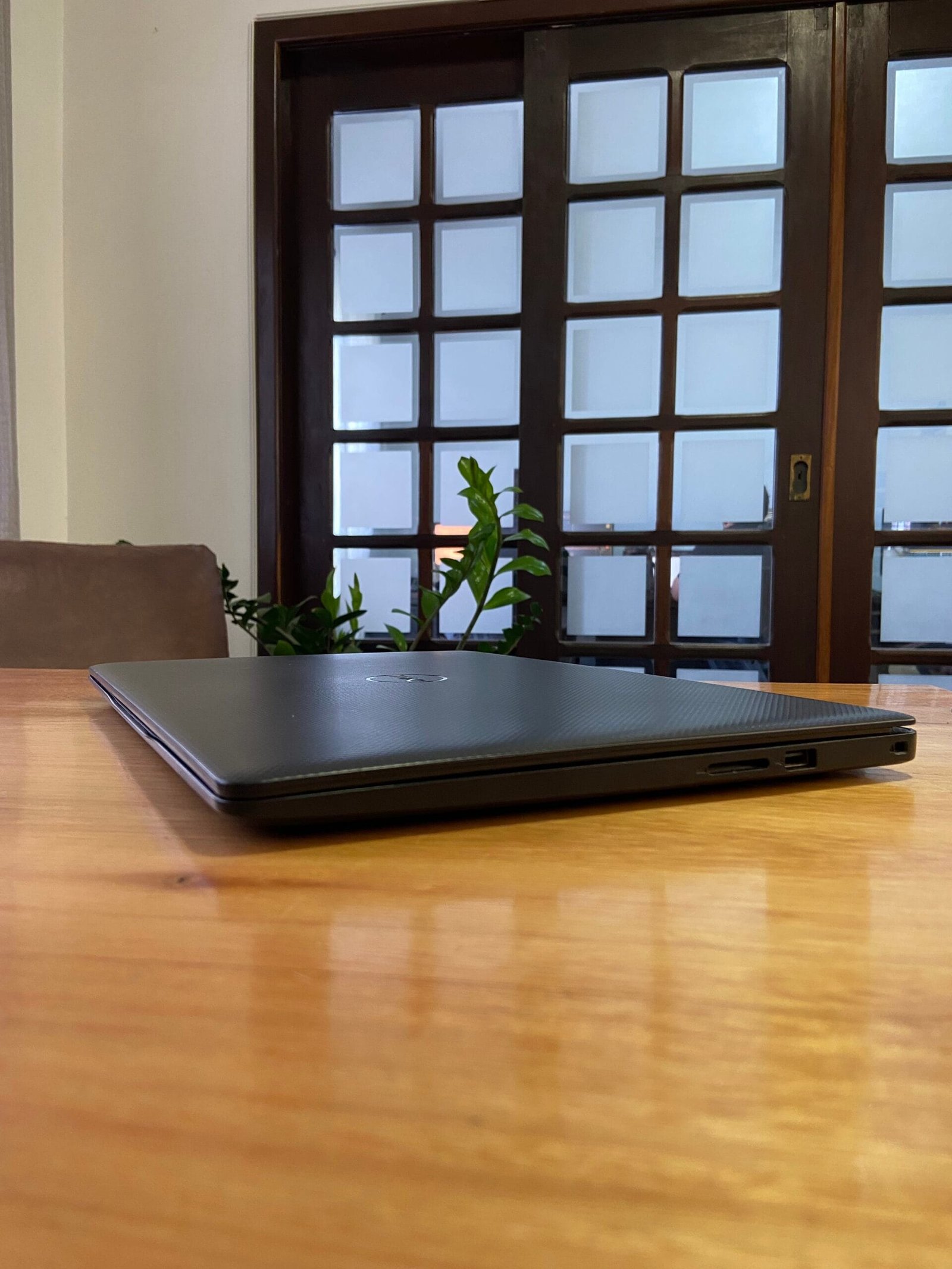 Dell Vostro 3583 Core i5 8265U 8GB Ram 256GB Ssd 15,6 pol HD - Imagem 7