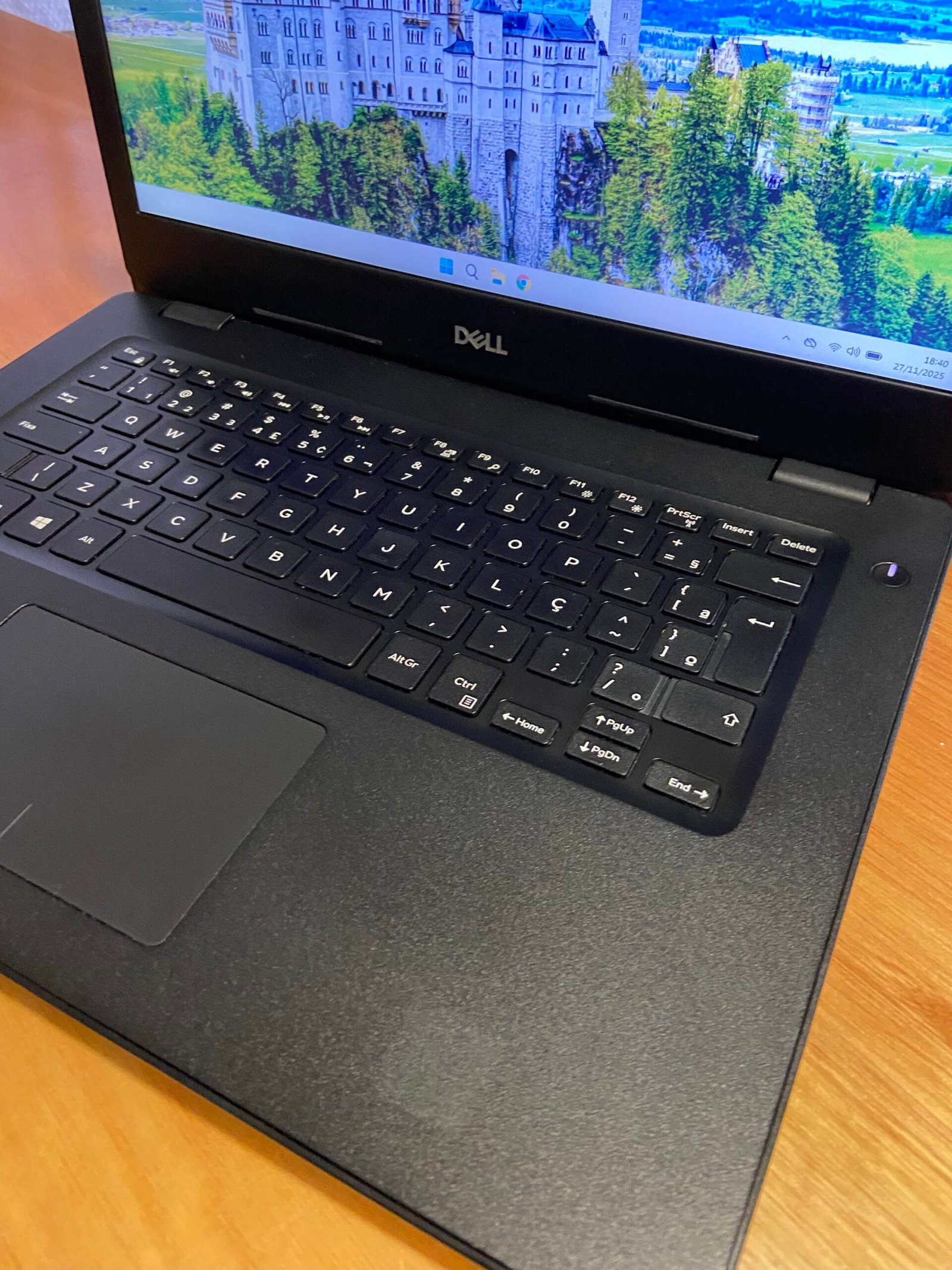 Dell Latitude 3490 Core i5 8250U 8GB Ram 256GB Ssd 14 pol HD - Imagem 4